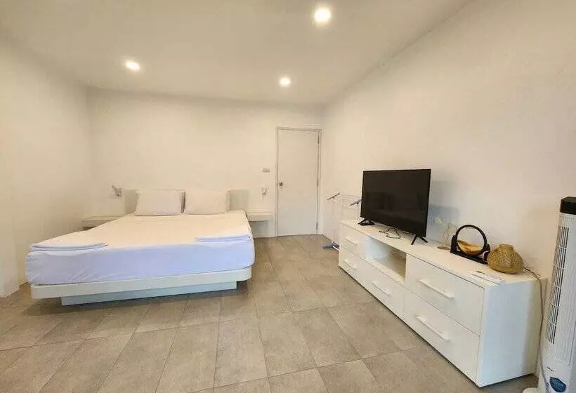 Hotel Samui Pier Beach Front & Resort