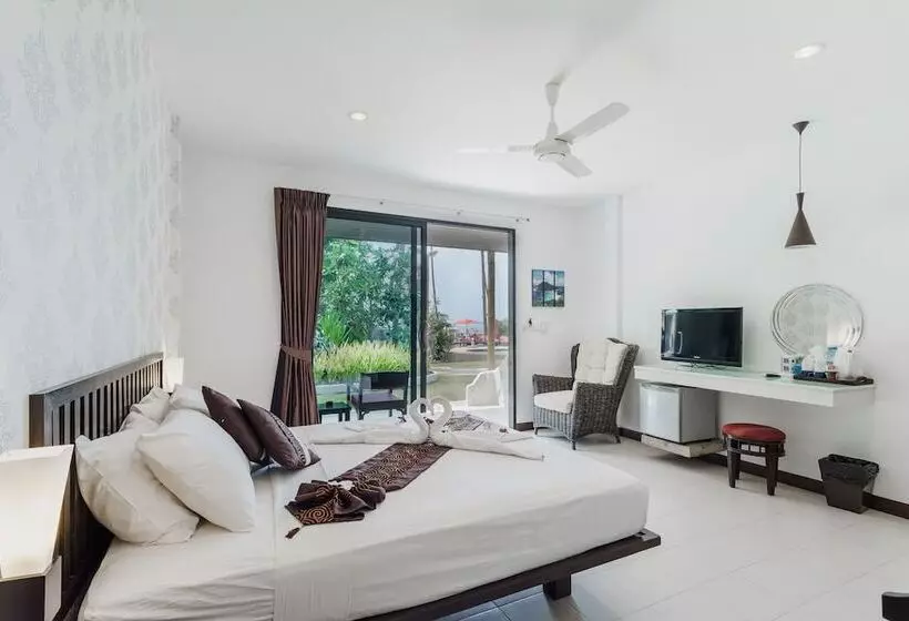 Hotel Samui Pier Beach Front & Resort