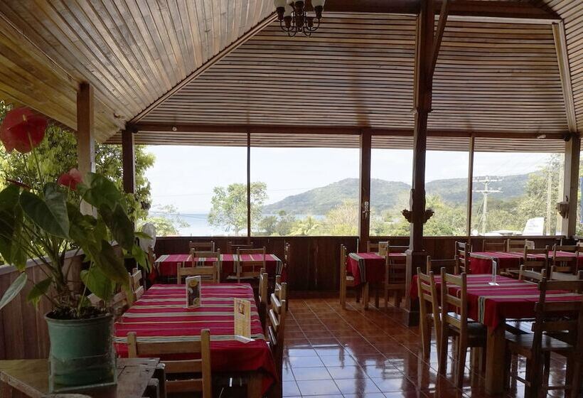 هتل Y Restaurante Las Gardenias