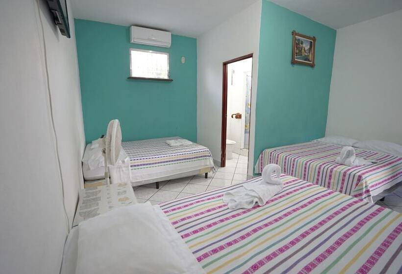 هتل Y Restaurante Las Gardenias