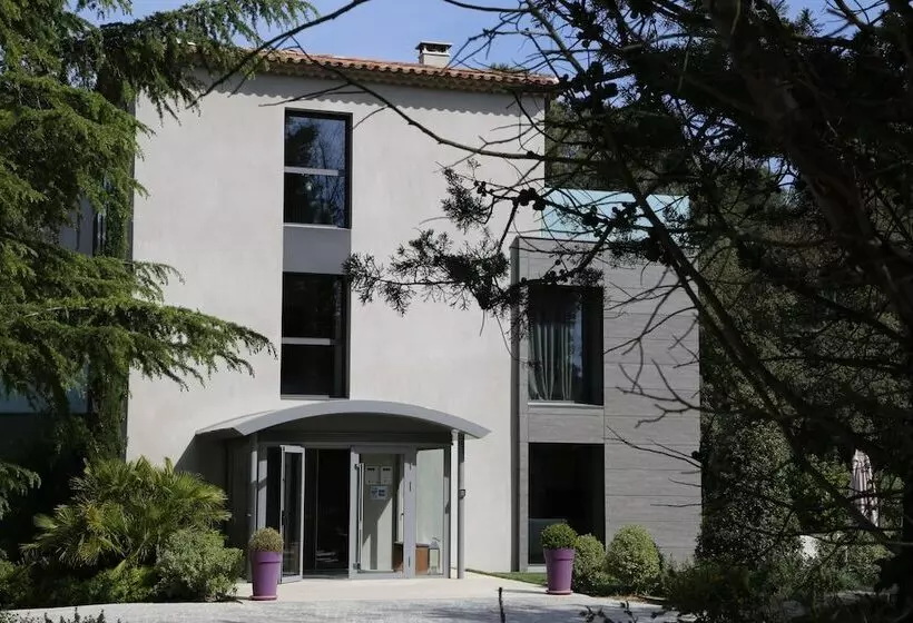 פנסיון Domaine Rampale