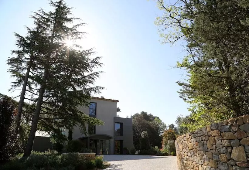 פנסיון Domaine Rampale