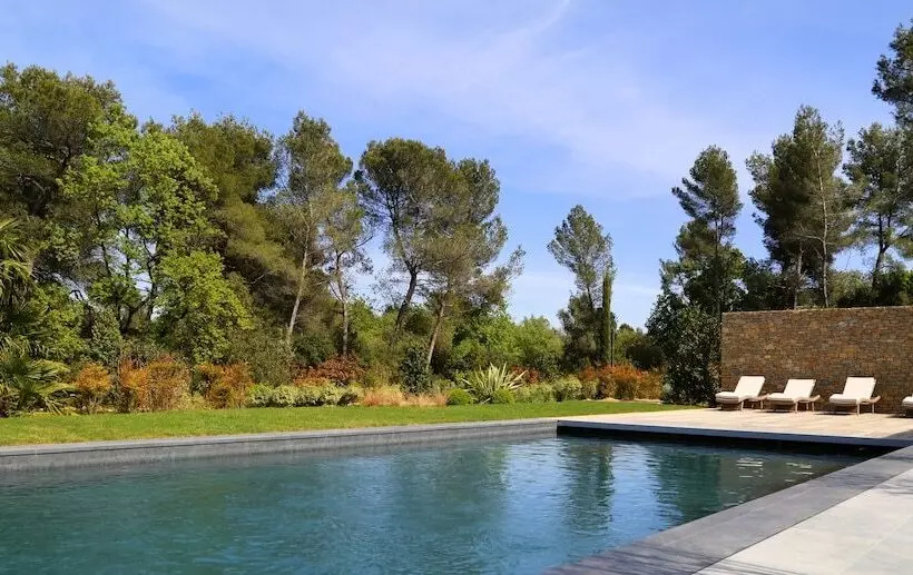 פנסיון Domaine Rampale