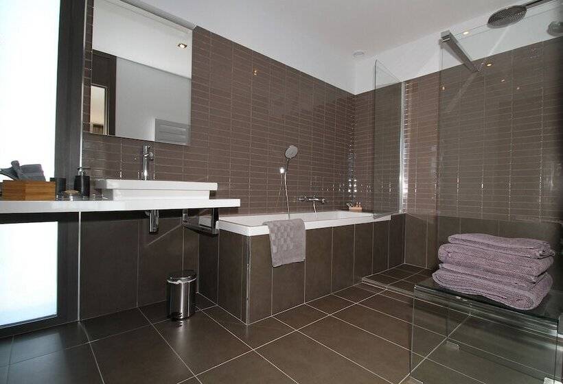 膳宿费 Domaine Rampale