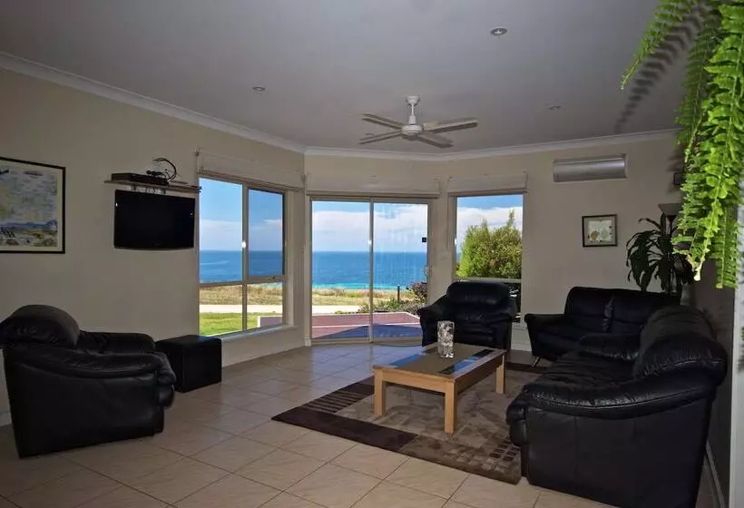 Searenity Holiday Accommodation