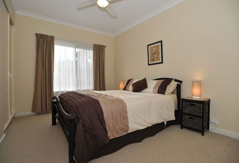 Searenity Holiday Accommodation