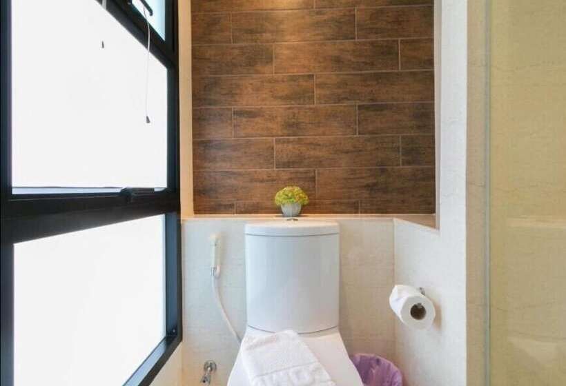 Silom Forest Exclusive Residence