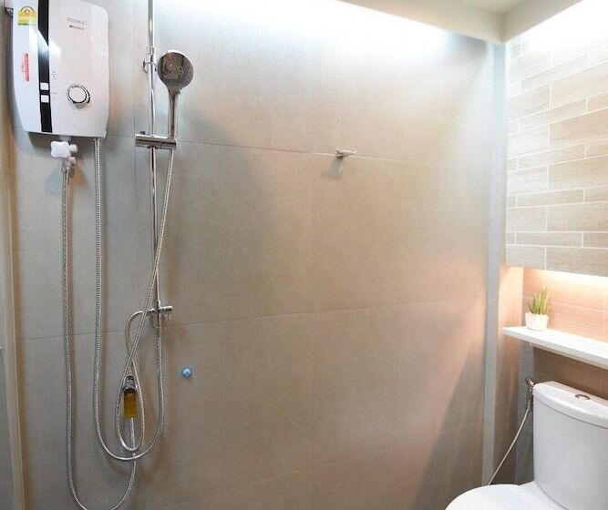 Silom Forest Exclusive Residence