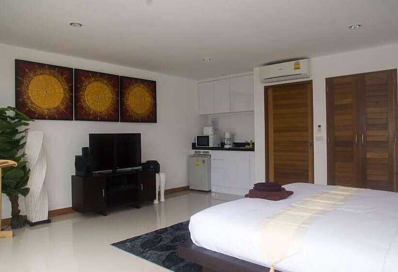 Tropical Sea View Residence