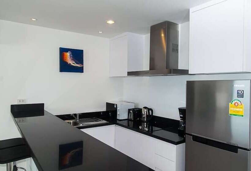 Tropical Sea View Residence