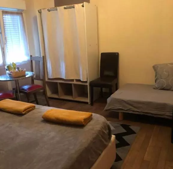 Aamiaismajoitus (B&B) Chambres à La Campagne