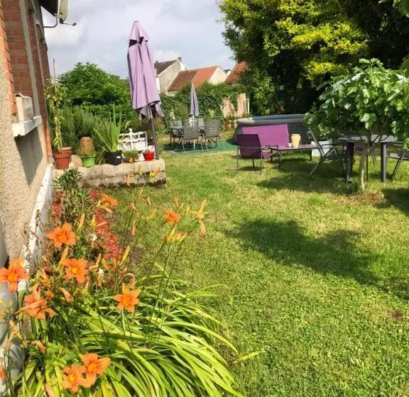 Aamiaismajoitus (B&B) Chambres à La Campagne