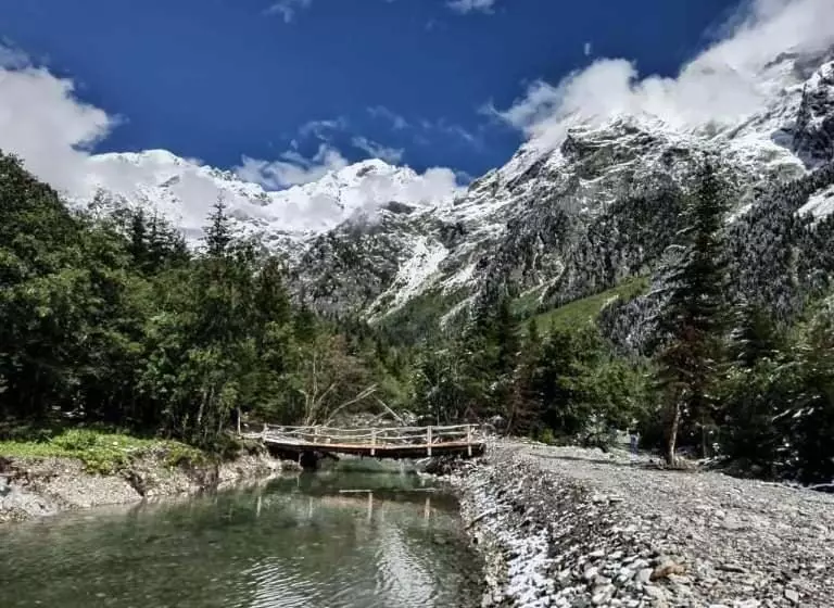 پانسیون Guest House Waterfall