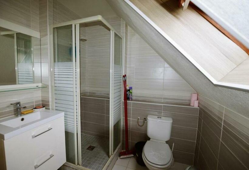 펜션 Room In House   F2 In Suburban Residence 30 Km From Paris