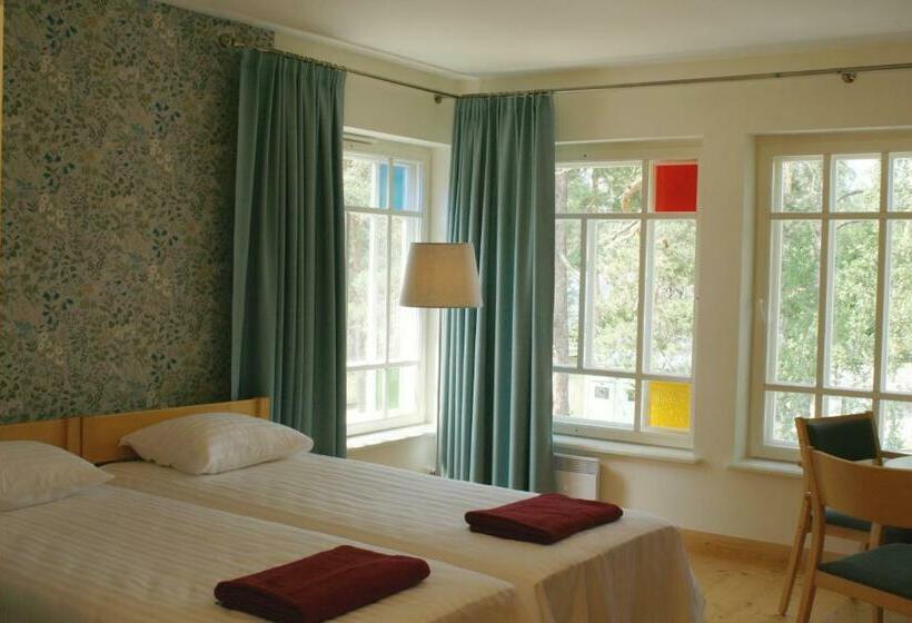 هاستل Posti Villa