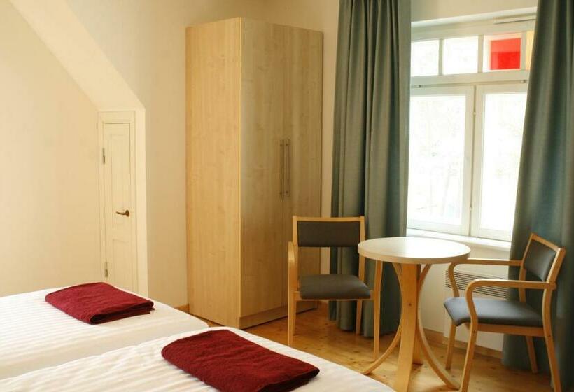 هاستل Posti Villa