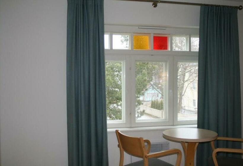 هاستل Posti Villa