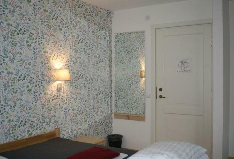 هاستل Posti Villa