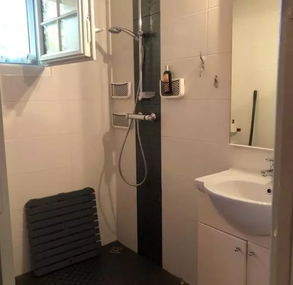 Aamiaismajoitus (B&B) L Atypique