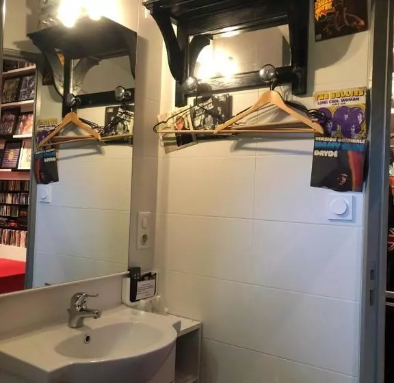 Aamiaismajoitus (B&B) L Atypique