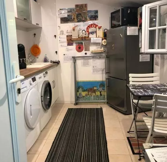 Aamiaismajoitus (B&B) L Atypique