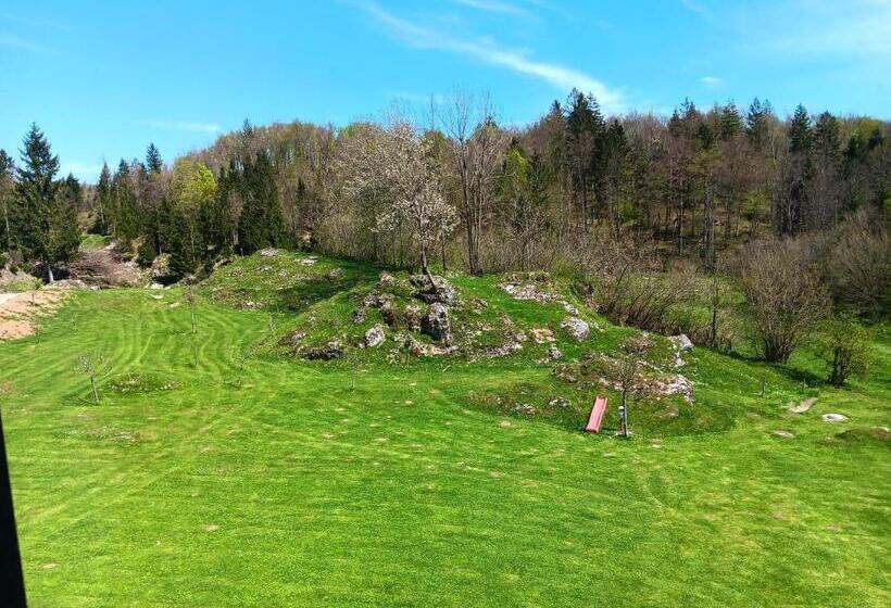 تختخواب و صبحانه Turistična Kmetija Pr Mark