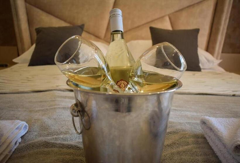 Garni Hotel Mali Predah   Novi Deo