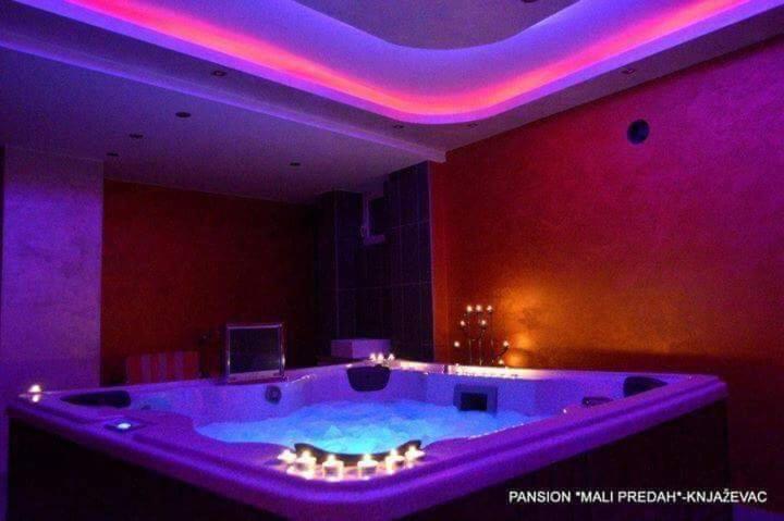 Garni Hotel Mali Predah   Novi Deo