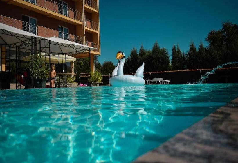 Garni Hotel Mali Predah   Novi Deo