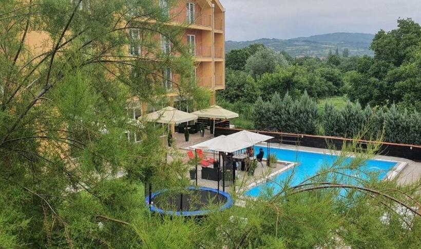 Garni Hotel Mali Predah   Novi Deo