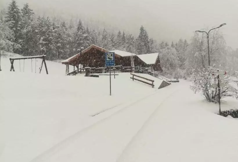 Hotelli Bar Ristorante Affittacamere Passo Durone