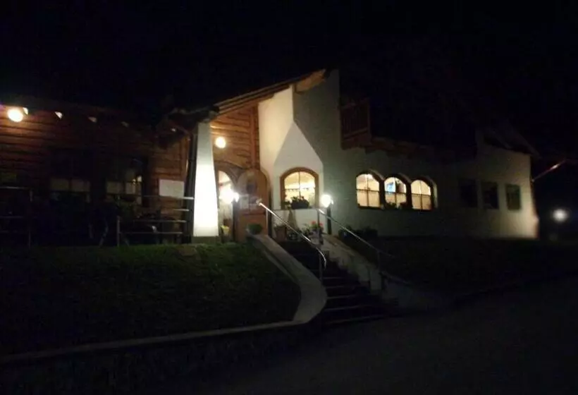 Hotelli Bar Ristorante Affittacamere Passo Durone