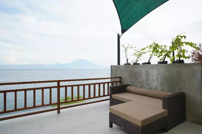 Adiwana Warnakali Resort