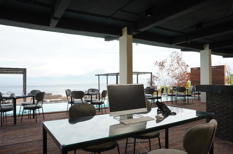 Adiwana Warnakali Resort