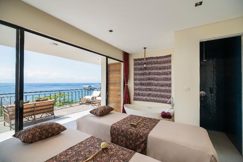 Adiwana Warnakali Resort