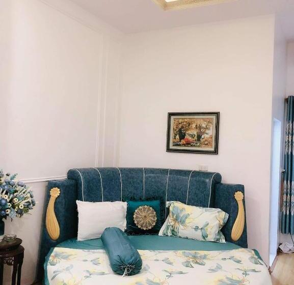 تختخواب و صبحانه Luxury Hotel T&l