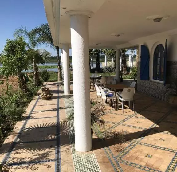 Aamiaismajoitus (B&B) Riad Des Oiseaux