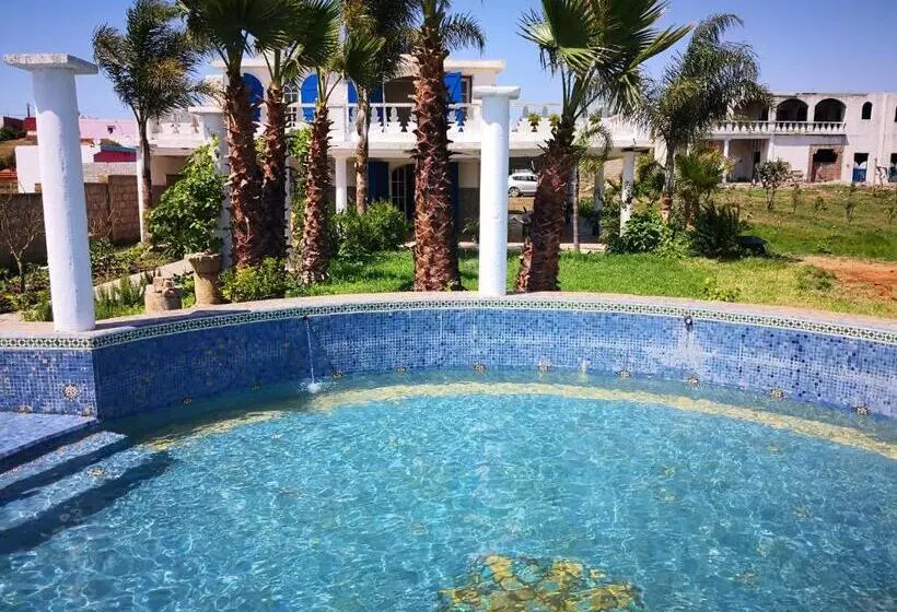 Aamiaismajoitus (B&B) Riad Des Oiseaux