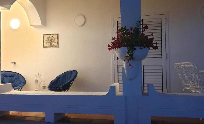 تختخواب و صبحانه Villa Elvira Hollywood Apartment