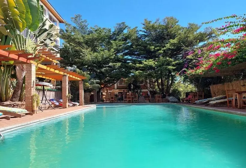 هتل Island Continent