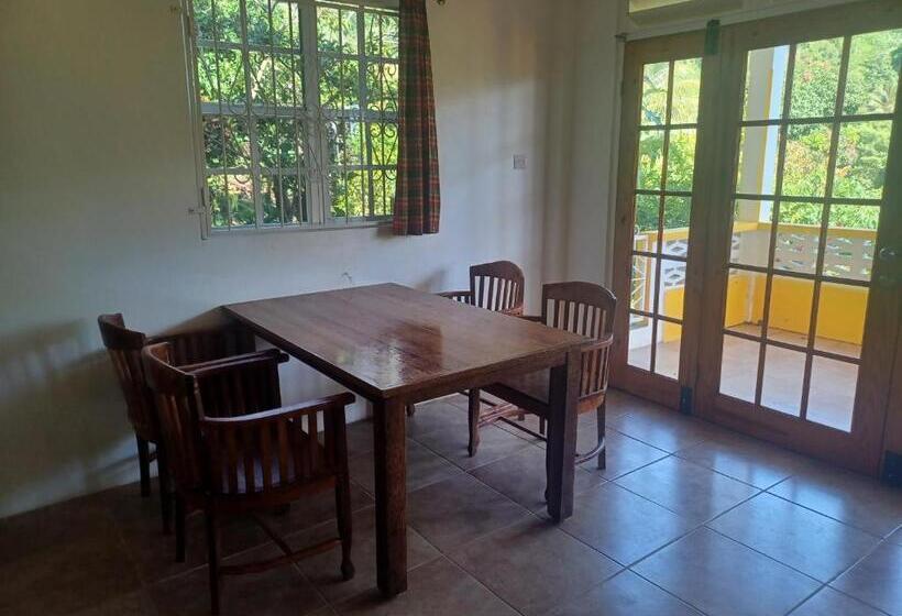 فندق Mango Garden Cottages