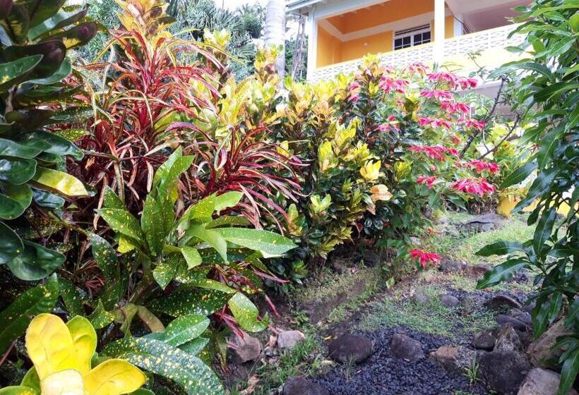 فندق Mango Garden Cottages