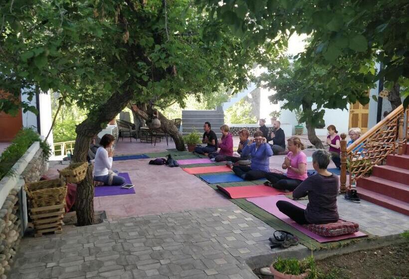 Namra Hotel And Camps Temisgam