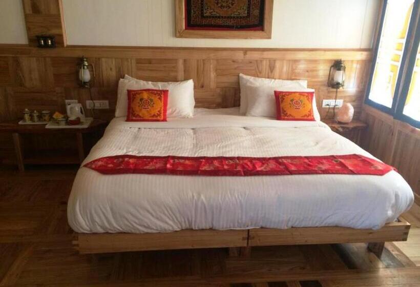 Namra Hotel And Camps Temisgam