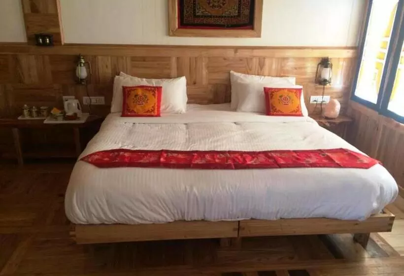 Namra Hotel And Camps   Temisgam