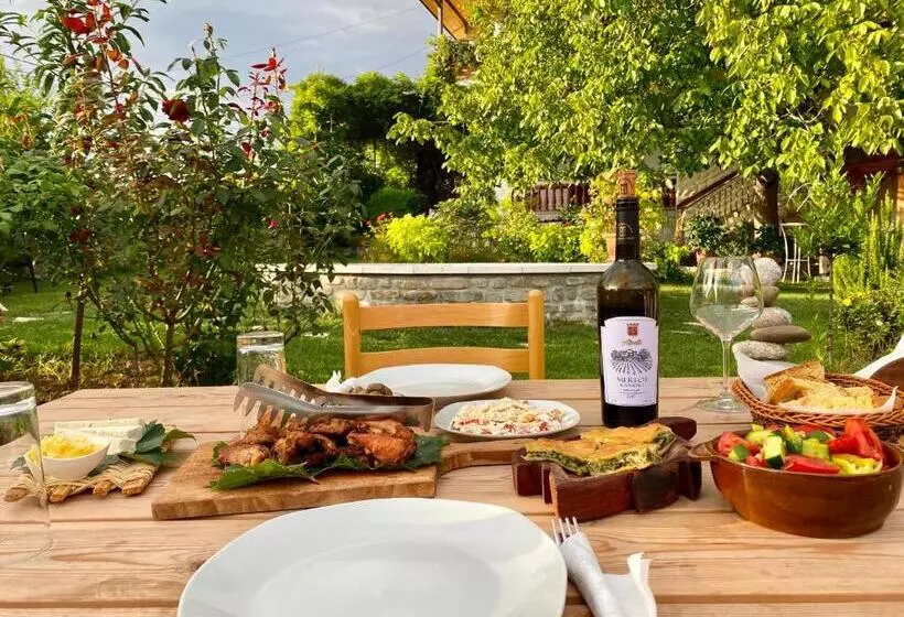 ペンション Alpeta Agrotourism & Winery   Roshnik , Berat