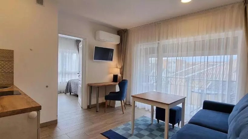 پانسیون Amber Drop Apartments