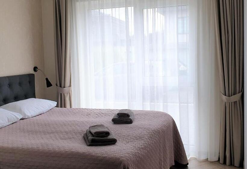 پانسیون Amber Drop Apartments