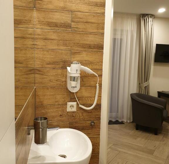 پانسیون Amber Drop Apartments