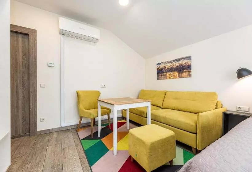 پانسیون Amber Drop Apartments